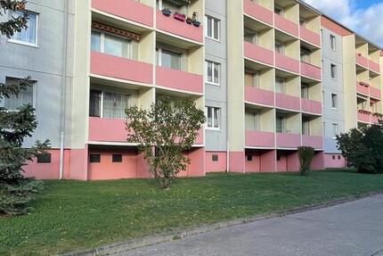 Wohnung Kyritz - 3 Zimmer, 60 m&sup2;, 422&euro; | Angebot:26262756