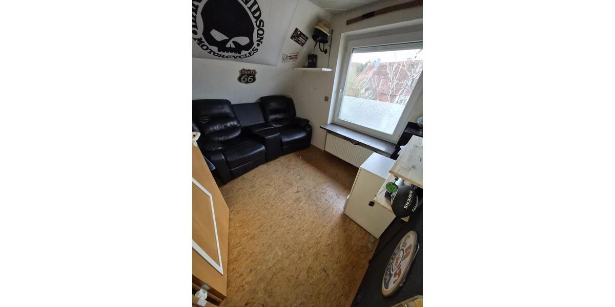 Etagenwohnung Obersulm - 4 Zimmer, 111 m&sup2;, 1.100&euro; | Angebot:24627419