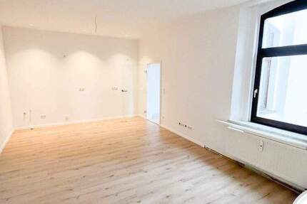 SANIERT! Gemütliche 2-Zimmer-Wohnung in ruhiger Lage