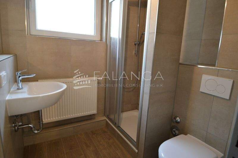 Etagenwohnung Mainz-Neustadt Neustadt - 3 Zimmer, 90 m&sup2;, 1.300&euro; | Angebot:25697566