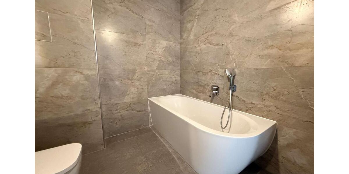 Etagenwohnung Leipzig Mitte - 4 Zimmer, 136 m&sup2;, 2.040&euro; | Angebot:25418313
