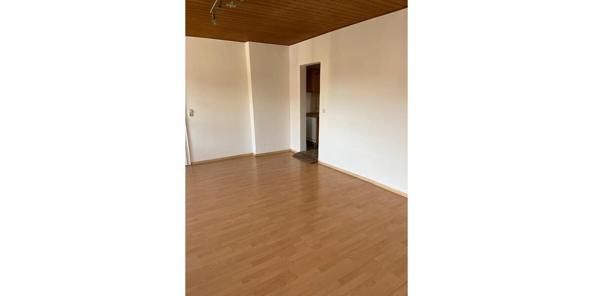 Etagenwohnung Iggensbach - 3 Zimmer, 65 m&sup2;, 500&euro; | Angebot:24552895