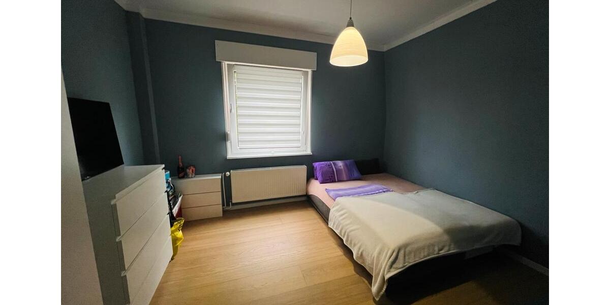 Traumhafte Whg mit großer Dachterrasse und Garten 4 zimmer