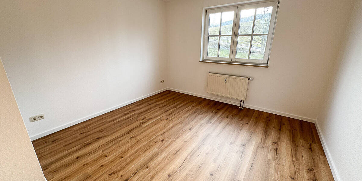 Etagenwohnung Schwarzenberg Neuwelt - 2 Zimmer, 51 m&sup2;, 383&euro; | Angebot:26435632