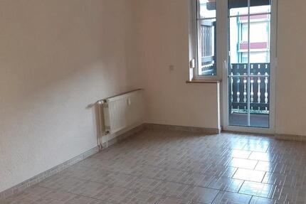 Wohnung Weißwasser (Oberlausitz) - 2 Zimmer, 68 m&sup2;, 375&euro; | Angebot:25810297