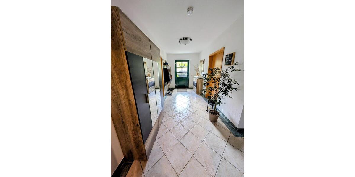 Erdgeschoßwohnung Schwarzenberg/Erzgebirge Erzgebirge - 3 Zimmer, 82 m&sup2;, 690&euro; | Angebot:26698392