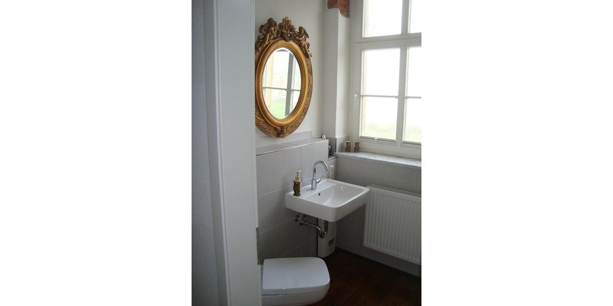 Modern Wohnung teilmöbiliert mit Fußbodenheizung in Neukich L. 1 zimmer