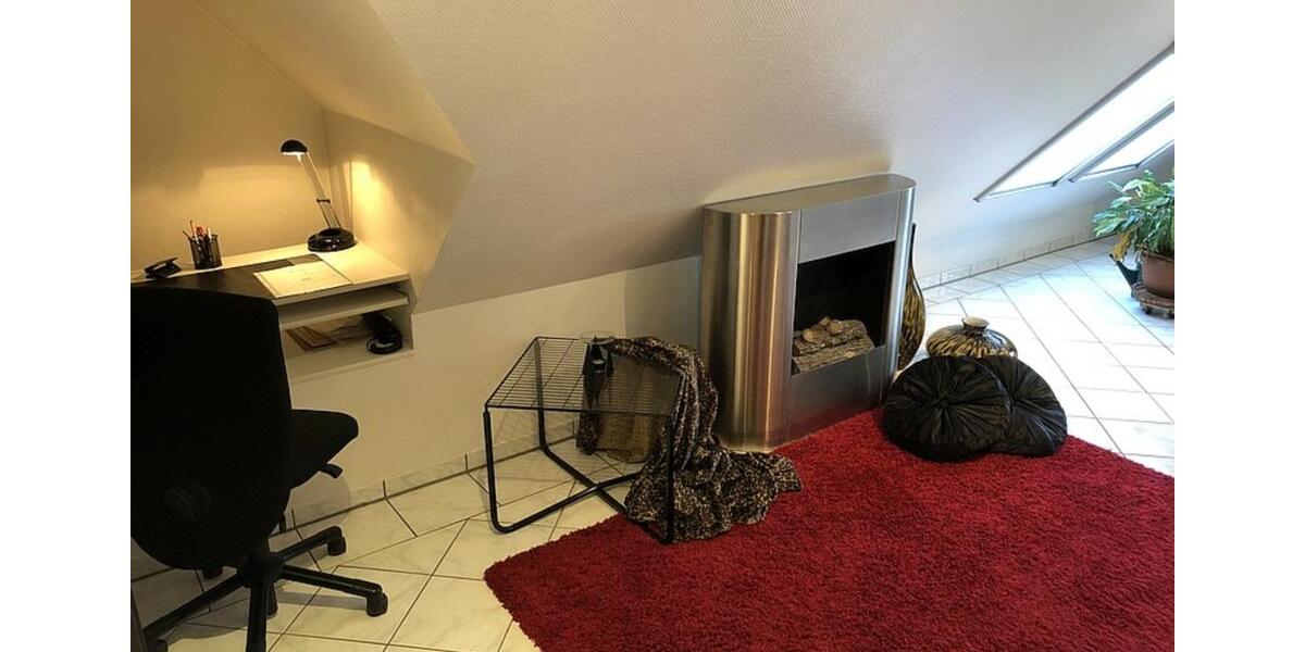 Dachgeschoßwohnung Mülheim an der Ruhr Mellinghofen - 2.5 Zimmer, 50 m&sup2;, 749&euro; | Angebot:23745939