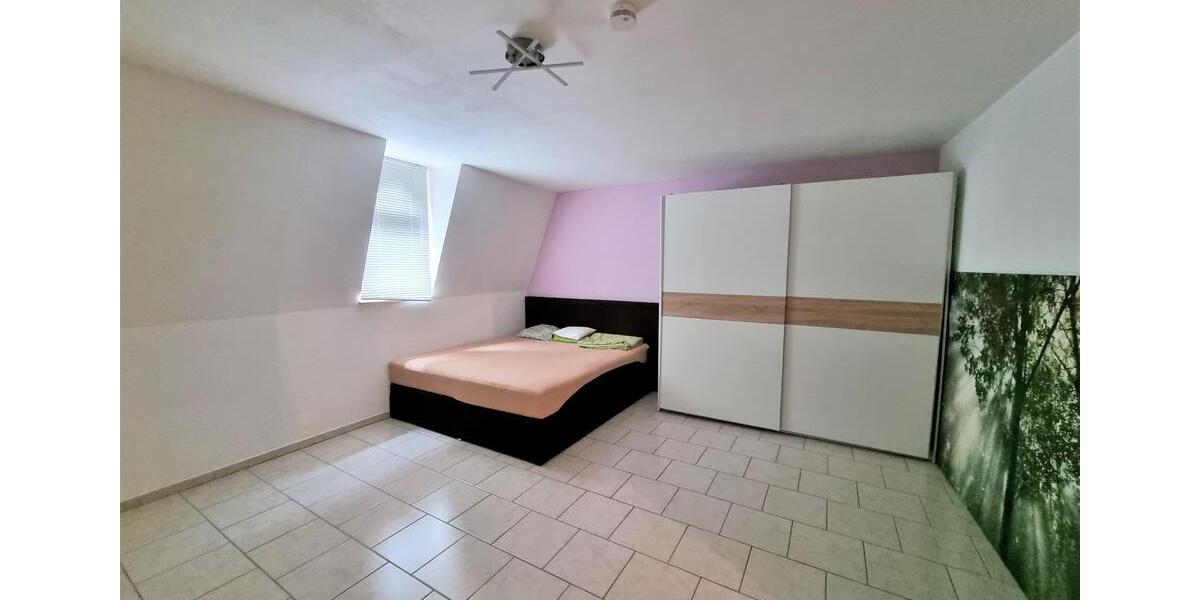 Dachgeschoßwohnung Mühlhausen (Thüringen) - 1 Zimmer, 48 m&sup2;, 385&euro; | Angebot:26264402