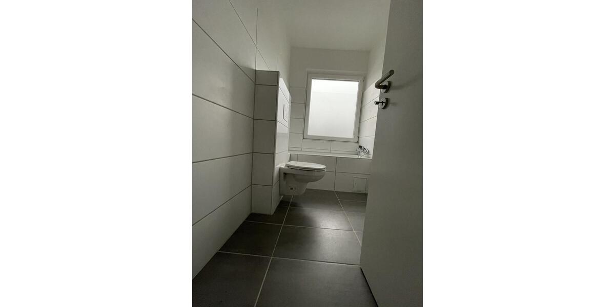 Dachgeschoßwohnung Lüdenscheid - 3 Zimmer, 70 m&sup2;, 600&euro; | Angebot:25044436