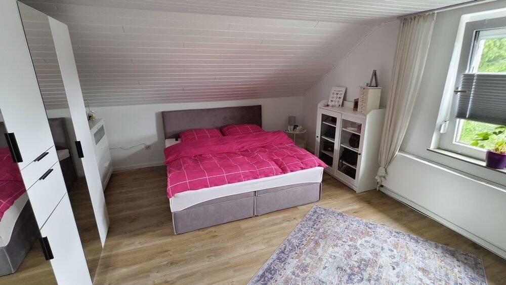 Etagenwohnung Uetze Eltze - 2 Zimmer, 63 m&sup2;, 450&euro; | Angebot:26862440