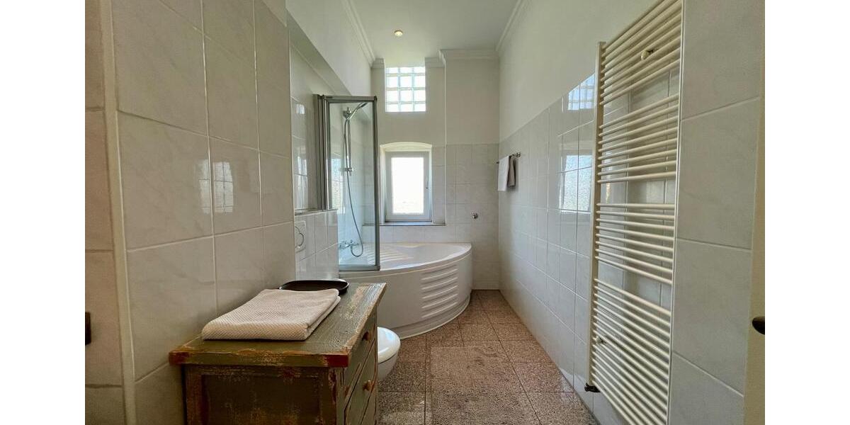 Wohnen auf Zeit Düsseldorf Stadtbezirk 3 - 2 Zimmer, 72 m&sup2;, 1.395&euro; | Angebot:26679583