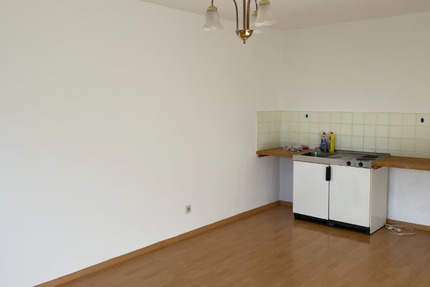 Renovierte 1-Zimmer-Wohnung in Frankfurt-Nied - direkt vom Eigentümer! [HMR-O09E07] 1 zimmer