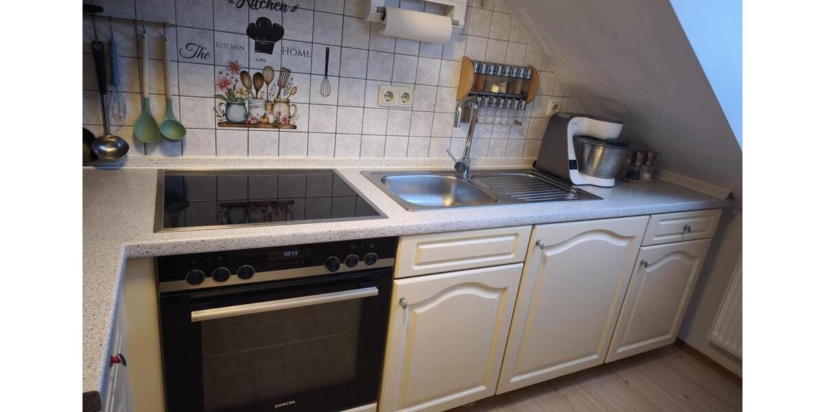 Dachgeschoßwohnung Arnstorf - 3 Zimmer, 65 m&sup2;, 600&euro; | Angebot:26528759