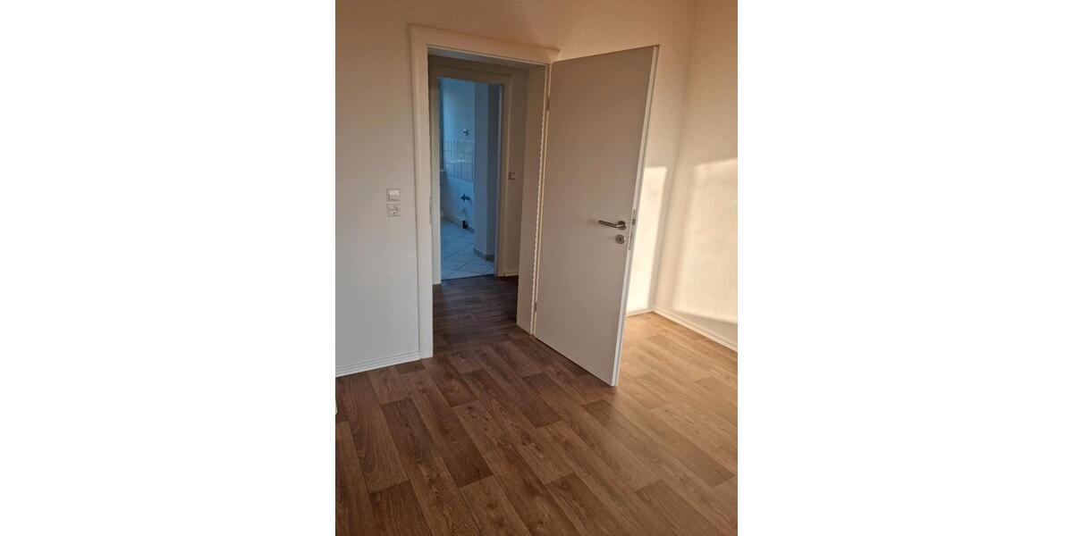 Etagenwohnung Stadtroda - 3 Zimmer, 57 m&sup2;, 595&euro; | Angebot:26351027