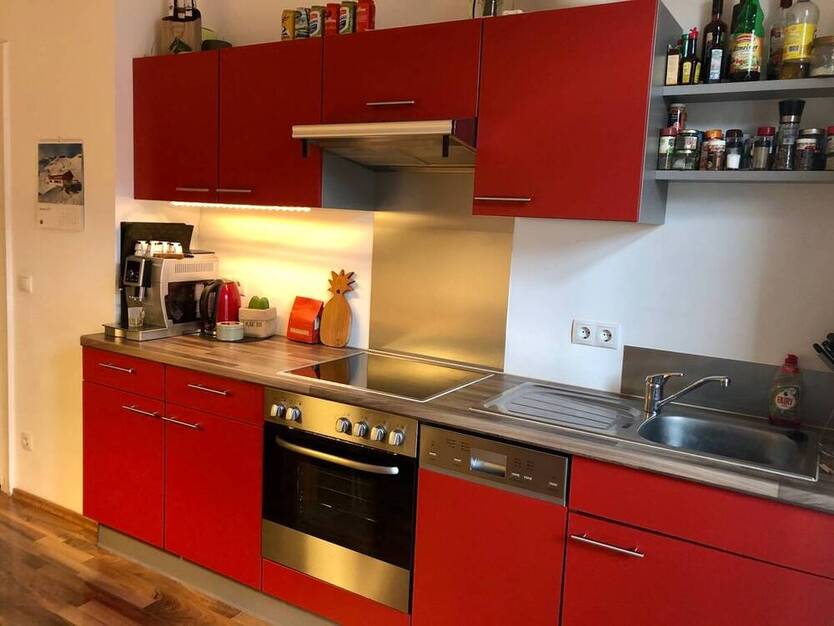Klein aber fein - Top sanierte 2-Zimmer Wohnung mit großem Balkon!