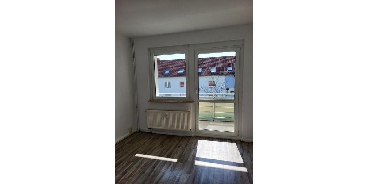 Etagenwohnung Hainichen - 3 Zimmer, 62 m&sup2;, 557&euro; | Angebot:19789214