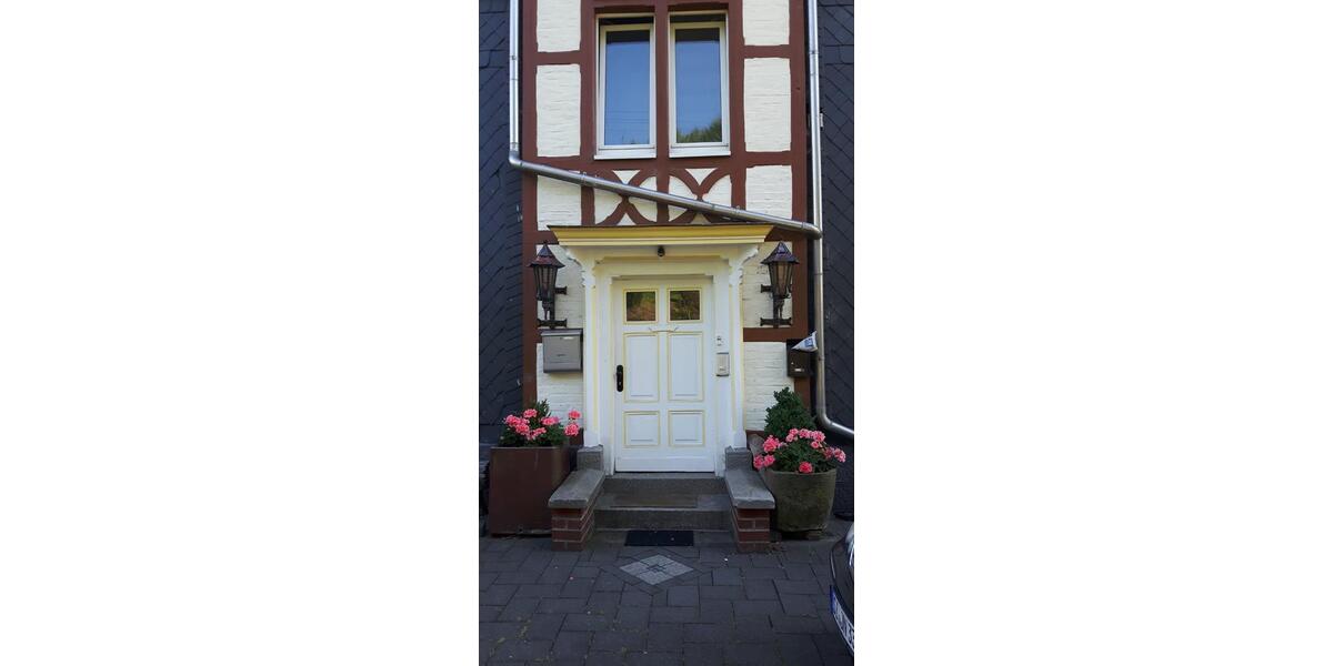 Etagenwohnung Hilchenbach - 4 Zimmer, 100 m&sup2;, 780&euro; | Angebot:26193507