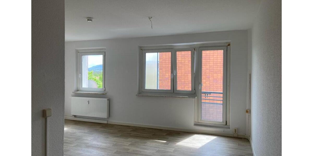 Etagenwohnung Ohrdruf - 3 Zimmer, 61 m&sup2;, 360&euro; | Angebot:25988701