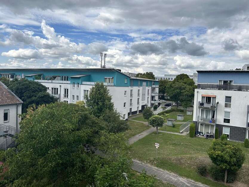 Wohnung zum Mieten in Düsseldorf 1.050 € 70 m²