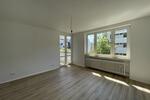 **LuxusWohnung mit Balkon !!**