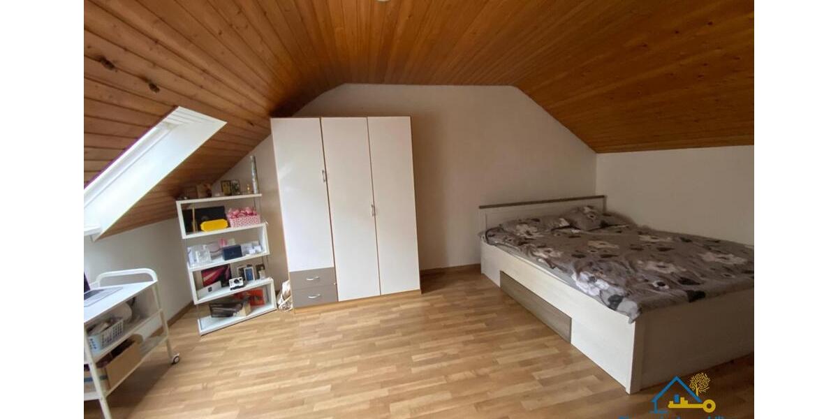 Reihenhaus Schierling - 5 Zimmer, 140 m&sup2;, 1.250&euro; | Angebot:24715186