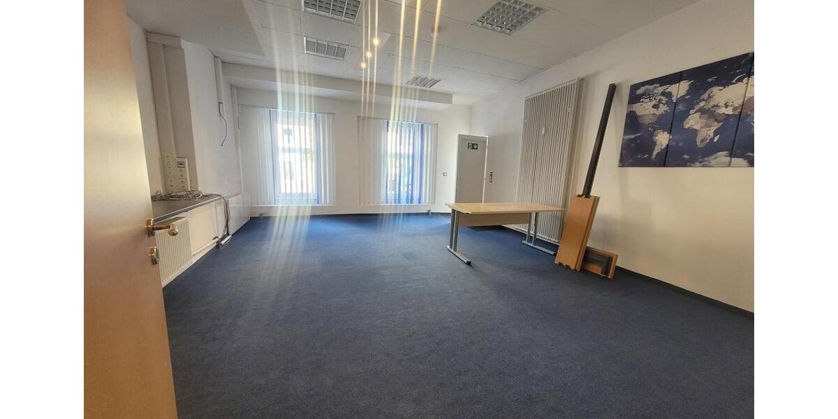 Gewerbeobjekt Bruck in der Oberpfalz - 1.300&euro; | Angebot:23572178