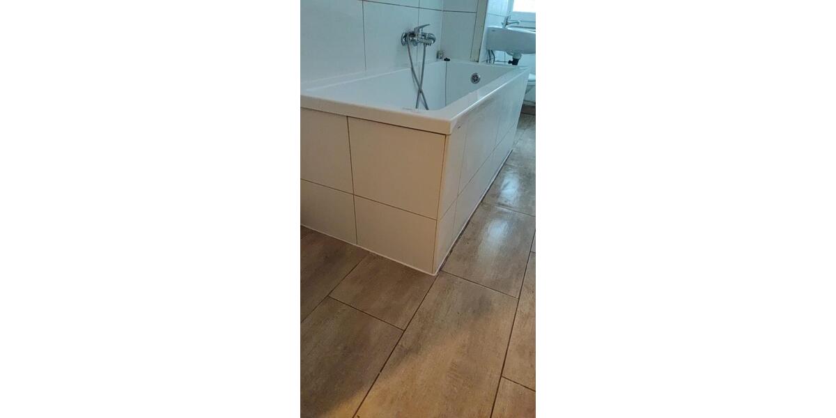 Erdgeschoßwohnung Rosenow - 5 Zimmer, 105 m&sup2;, 580&euro; | Angebot:26604915