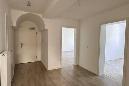 Wohnung Apolda - 3 Zimmer, 100 m&sup2;, 880&euro; | Angebot:26815644