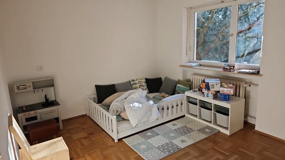 Etagenwohnung Michelau in Oberfranken - 3 Zimmer, 133 m&sup2;, 985&euro; | Angebot:25920568