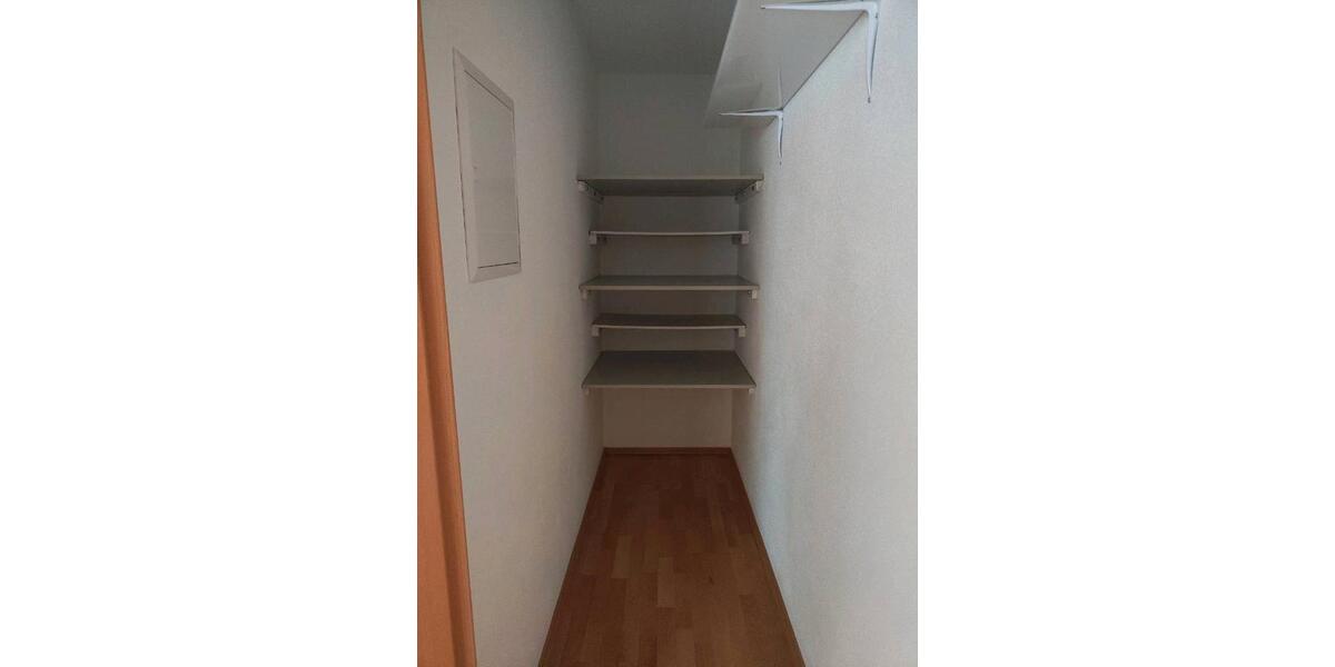 Etagenwohnung Traunreut St. Georgen - 4 Zimmer, 124 m&sup2;, 1.500&euro; | Angebot:26051561