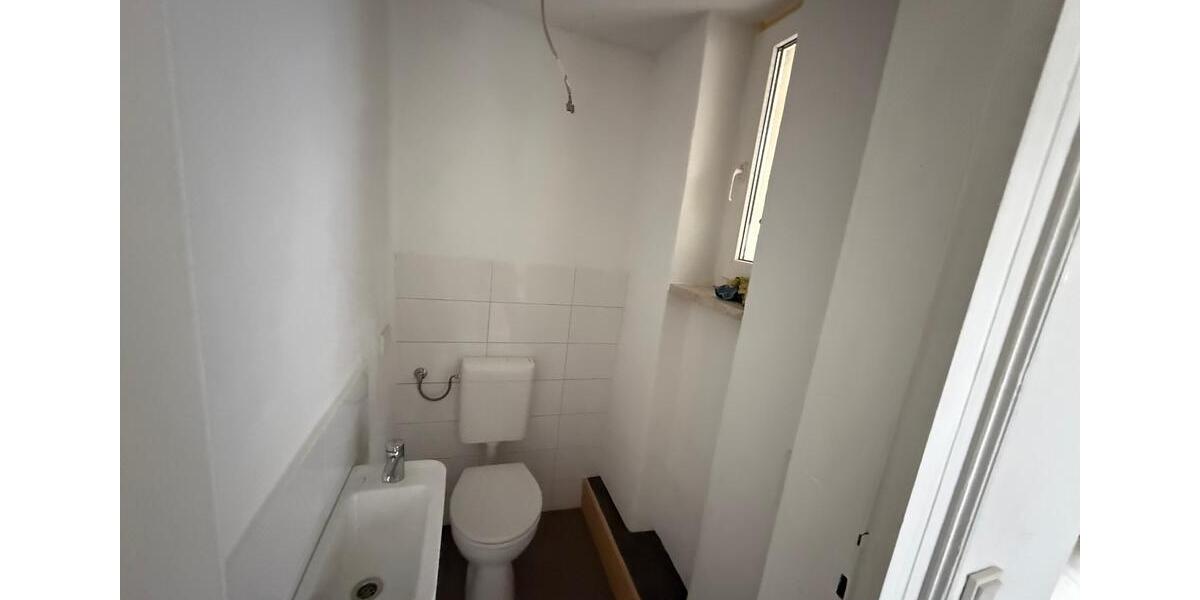 Etagenwohnung Greiz - 4 Zimmer, 115 m&sup2;, 650&euro; | Angebot:25887625