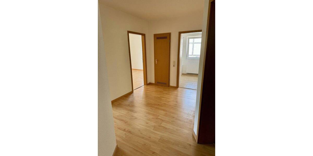 Etagenwohnung Schönebeck Altstadt - 3 Zimmer, 85 m&sup2;, 612&euro; | Angebot:26804249