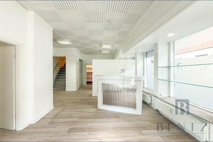 Viel Aufmerksamkeit für Ihren Standort: Flexibel nutzbare Fläche zimmer