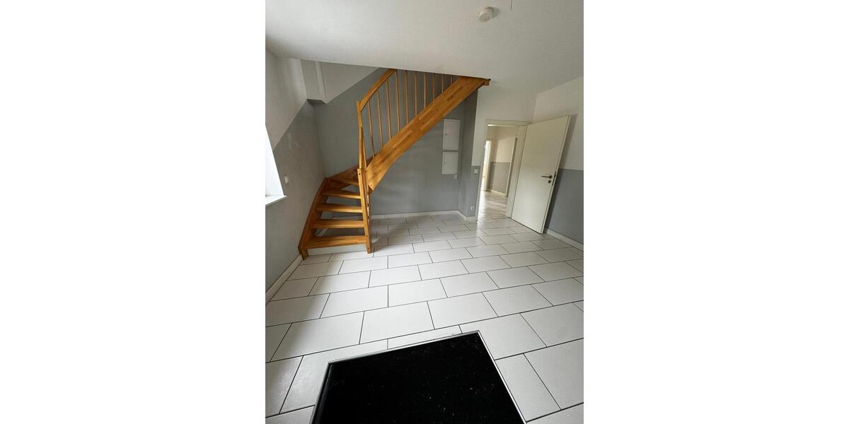 Etagenwohnung Börnsen - 5 Zimmer, 2.300&euro; | Angebot:22709901