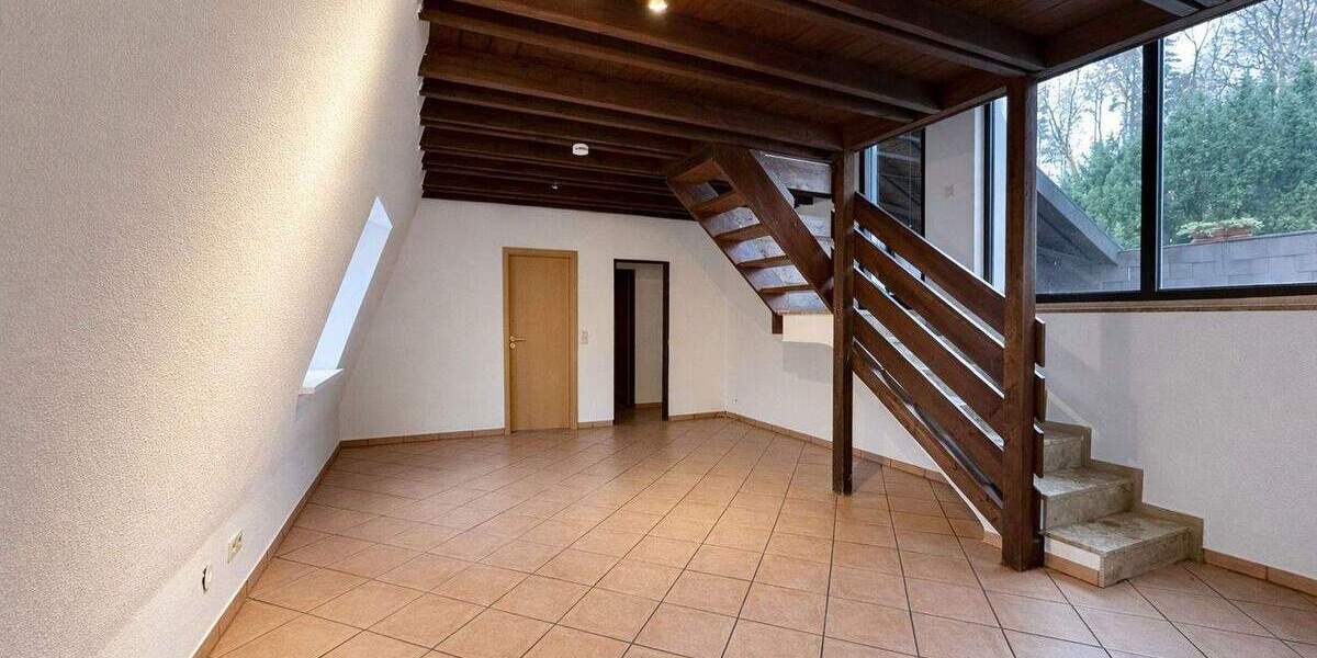 Etagenwohnung Lüdenscheid Staberg - 2 Zimmer, 73 m&sup2;, 584&euro; | Angebot:24993977