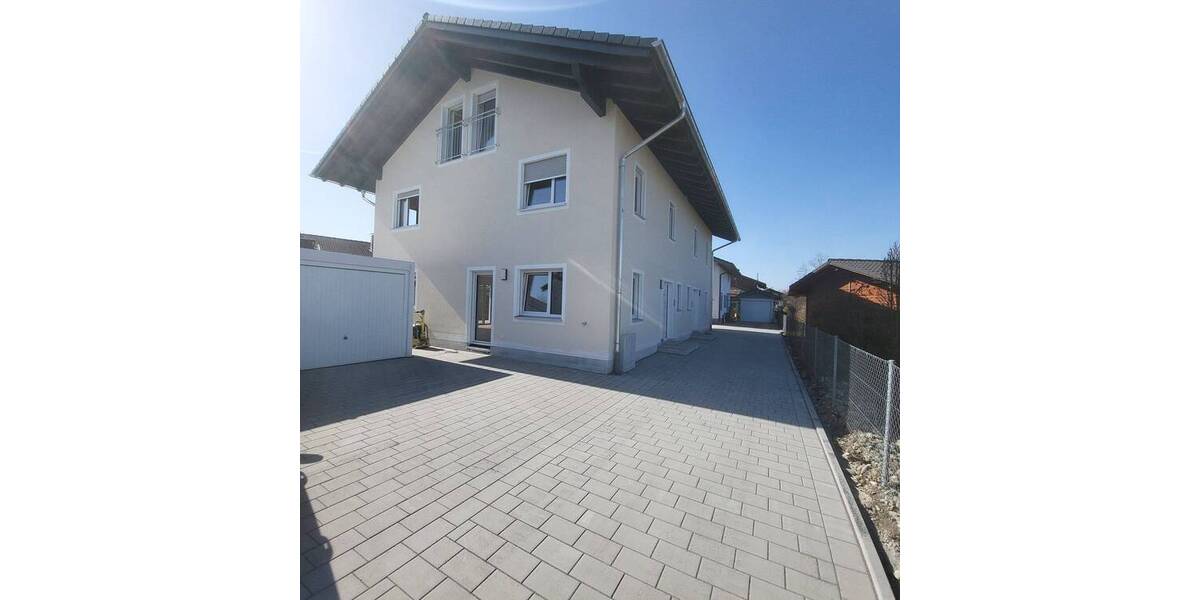 Doppelhaushälfte Riedering Niedermoosen - 5 Zimmer, 138 m&sup2;, 2.300&euro; | Angebot:26641789