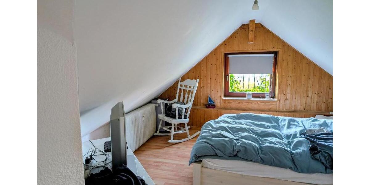 Dachgeschoßwohnung Wilhelmshaven - 2 Zimmer, 45 m&sup2;, 430&euro; | Angebot:26687659