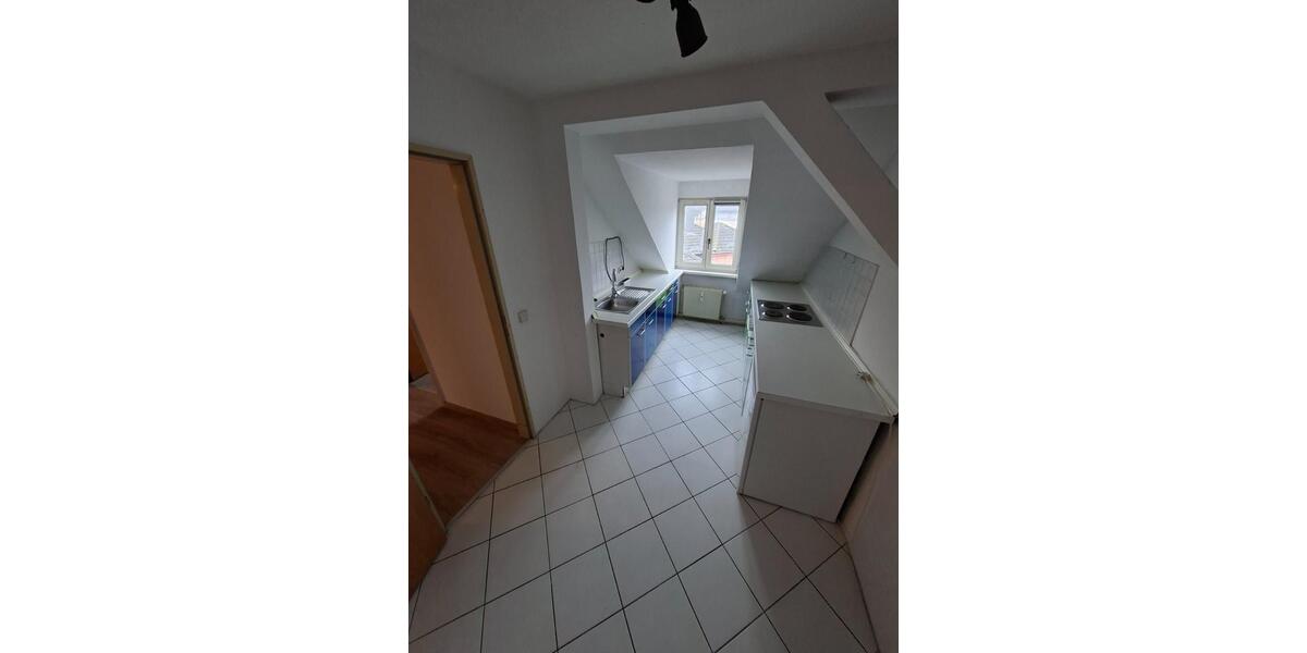 Dachgeschoßwohnung Freital - 2 Zimmer, 52 m&sup2;, 349&euro; | Angebot:24983862