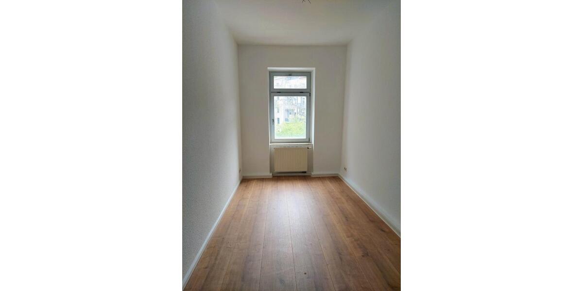 Etagenwohnung Leipzig Nordost - 4 Zimmer, 134 m&sup2;, 1.297&euro; | Angebot:26544918