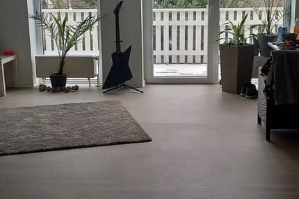 Frisch renovierte 1-Zimmer-Wohnung mit großem Balkon 1 zimmer