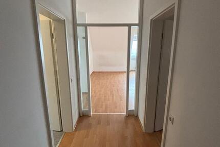 Wohnung Dornburg - 3 Zimmer, 86 m&sup2;, 660&euro; | Angebot:24865732