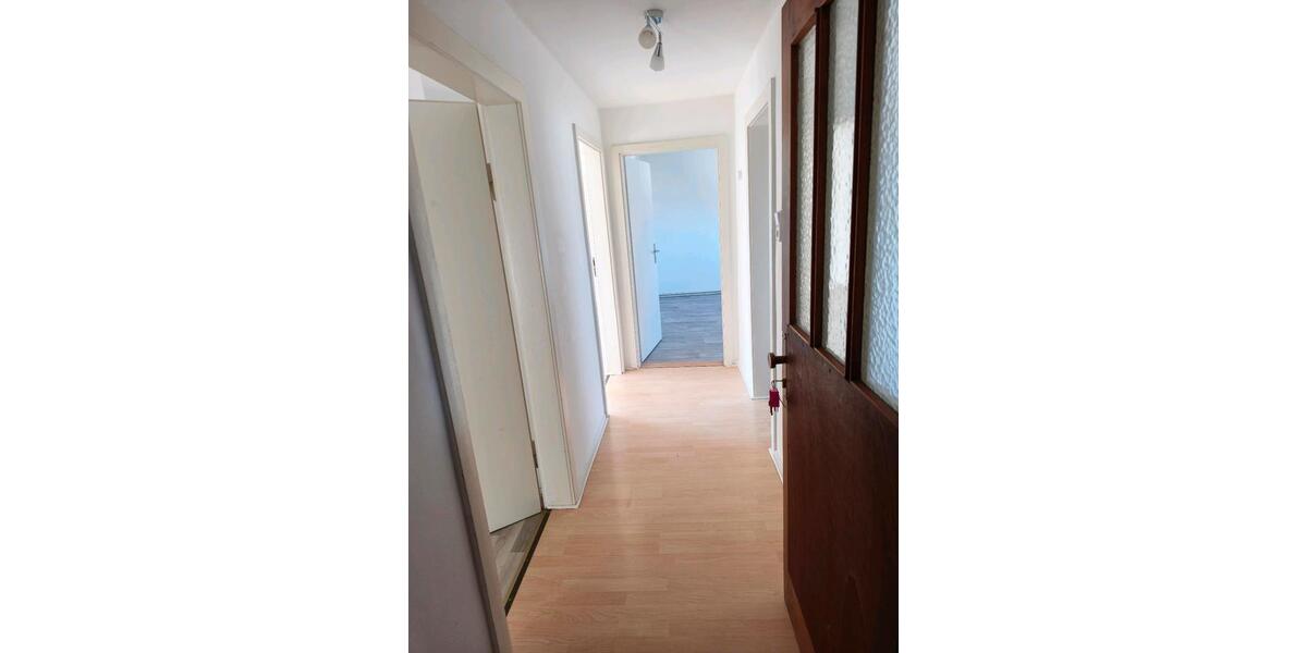 Dachgeschoßwohnung Meinhard - 2.5 Zimmer, 63 m&sup2;, 490&euro; | Angebot:26400043