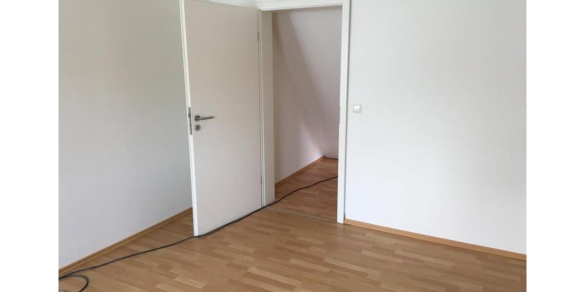 Wohnen auf Zeit Stuttgart Bad Cannstatt - 1 Zimmer, 15 m&sup2;, 500&euro; | Angebot:26677486