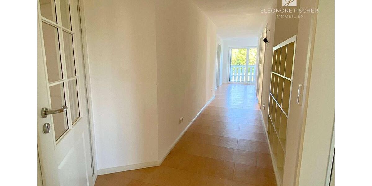 Dachgeschoßwohnung Fünfstetten - 5.5 Zimmer, 186 m&sup2;, 1.250&euro; | Angebot:22354812