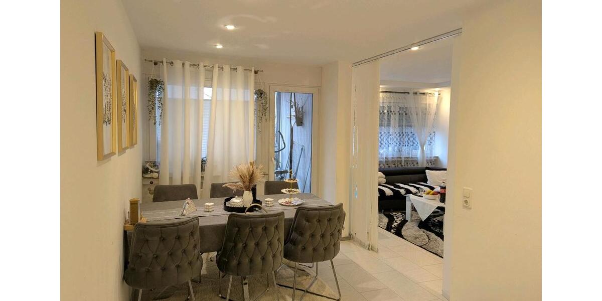 Etagenwohnung Siegen Weidenau - 3 Zimmer, 83 m&sup2;, 680&euro; | Angebot:25025781