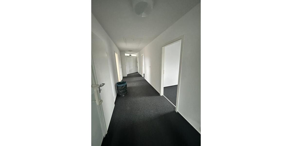 Etagenwohnung Mittweida - 5 Zimmer, 120 m&sup2;, 815&euro; | Angebot:26267934