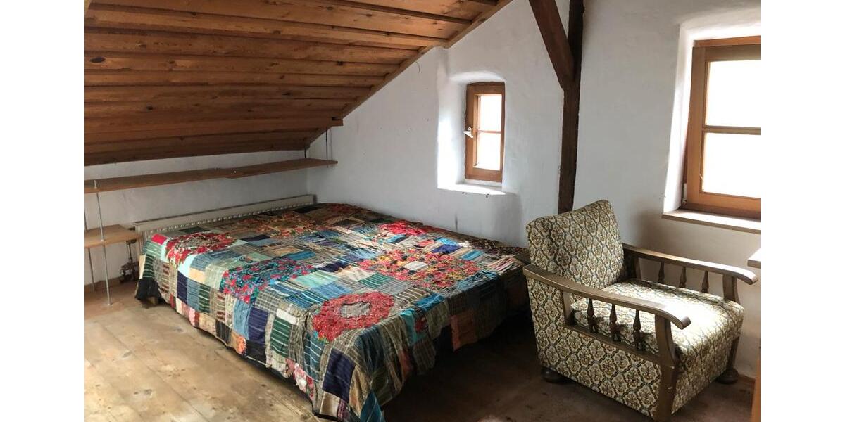 Etagenwohnung Massing - 3 Zimmer, 100 m&sup2;, 680&euro; | Angebot:25843214