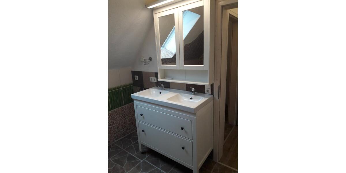 Etagenwohnung Breisach am Rhein - 3 Zimmer, 133 m&sup2;, 900&euro; | Angebot:25023281