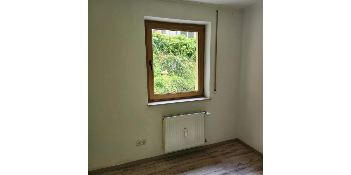 Etagenwohnung Mömbris - 4 Zimmer, 94 m&sup2;, 725&euro; | Angebot:26579879